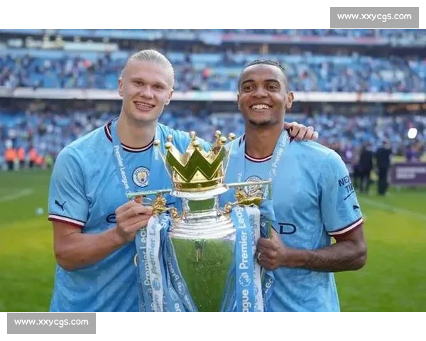 哈兰德致阿坎吉:两段并肩路,一生战友情 哈兰德致阿坎吉:两段并肩路,一生战友情